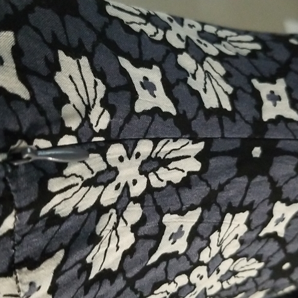 Umgee sleeveless printed blue dress size medium - Picture 3 of 6